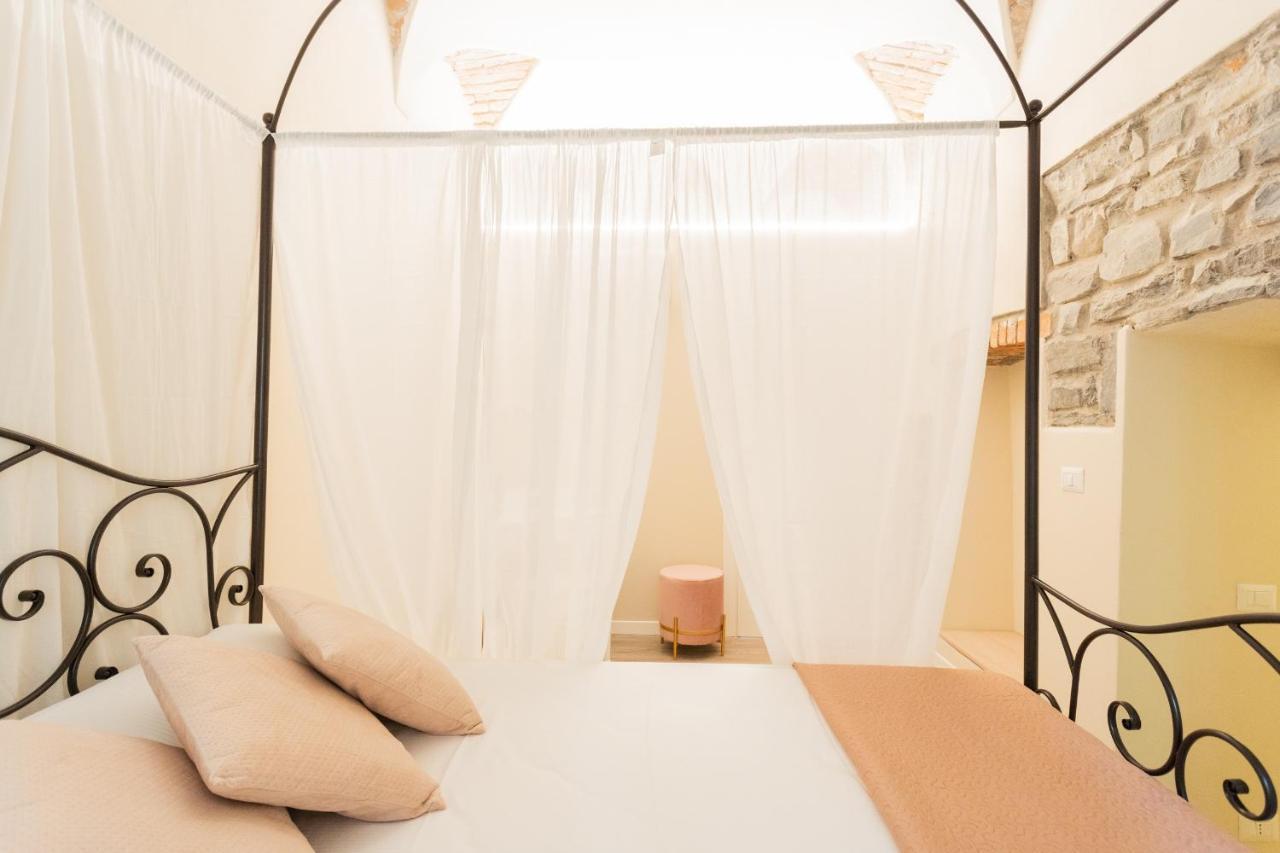 Romantic Escape City Centre With Jacuzzi & Parking By Rent All โกโม ภายนอก รูปภาพ